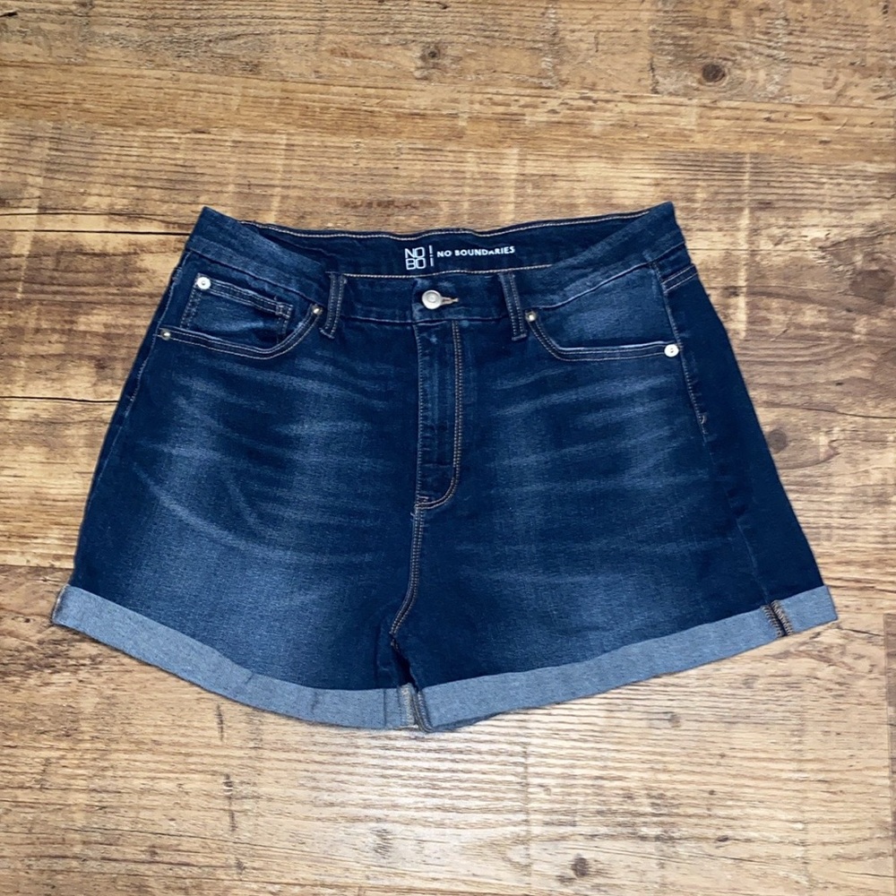 No Boundaries Shorts